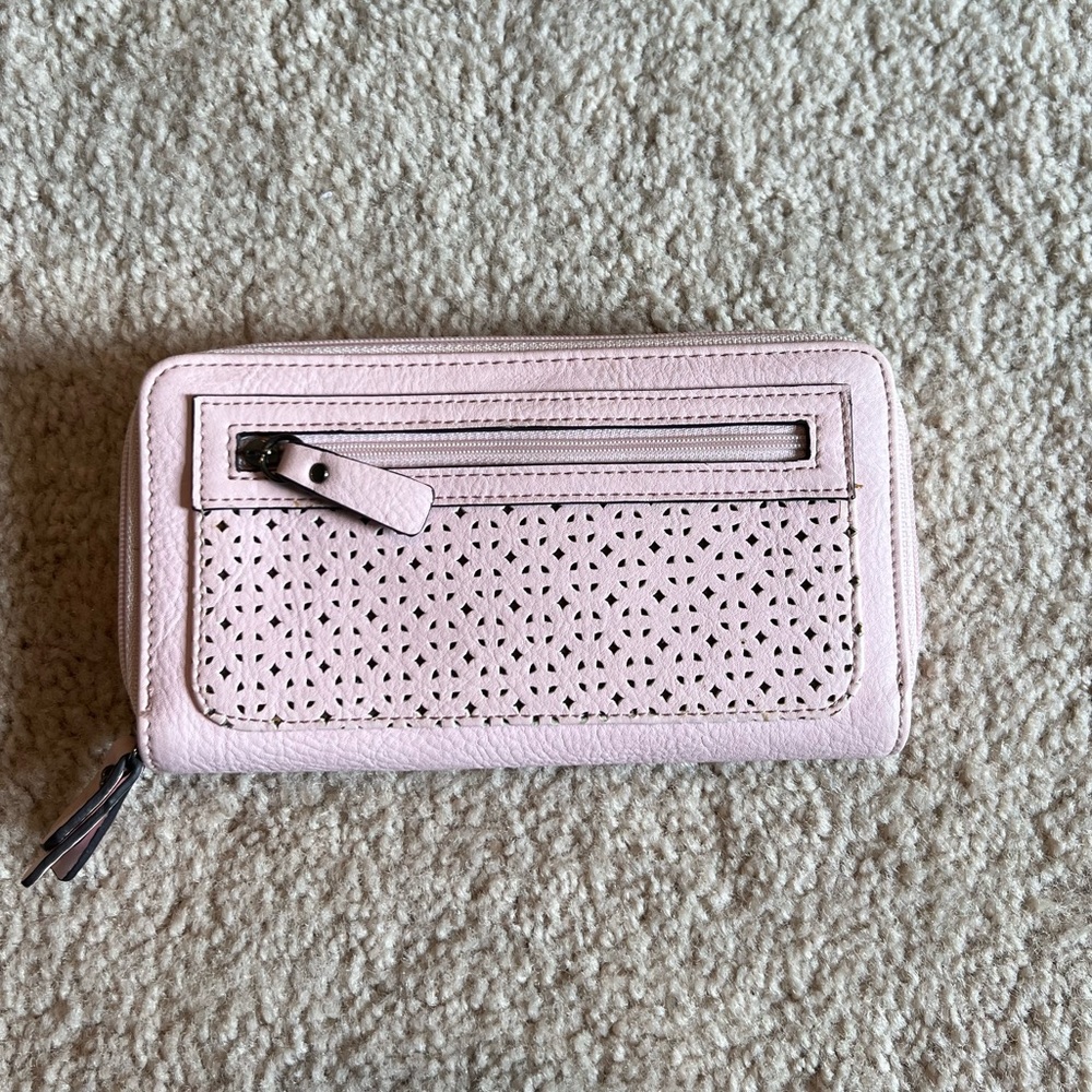 Jessica Simpson wristlet/wallet